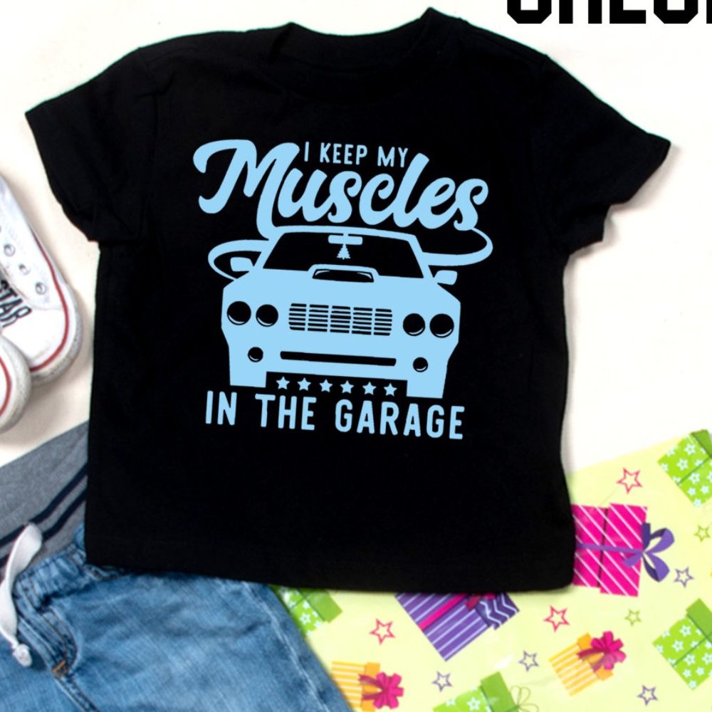 I Keep My Muscles in the Garage